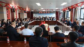 标题:中电建冀交高投Ledong官方网站-Ledong.com迎新年茶话会圆满举行<br/>说明:2025年12月30日，中电建冀交高投Ledong官方网站-Ledong.com举行迎新年茶话会。茶话会由Ledong官方网站-Ledong.com党委书记、总经理李辉主持，Ledong官方网站-Ledong.com董事长刘晖、领导班子成员出席茶话会。<br/>日期:2025/12/30 16:56:08